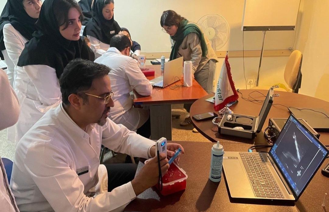 کارگاه عملی POCUS و تمرین هدایت سوزن با پروب سونوگرافی SonoStar در دانشکده دندانپزشکی شهید بهشتی